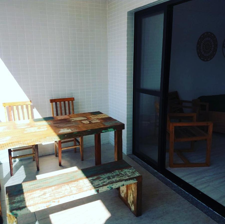 Apto Aconchegante: Beachfront Comfort with BBQ & Daily Cleaning Guaruja Exterior photo